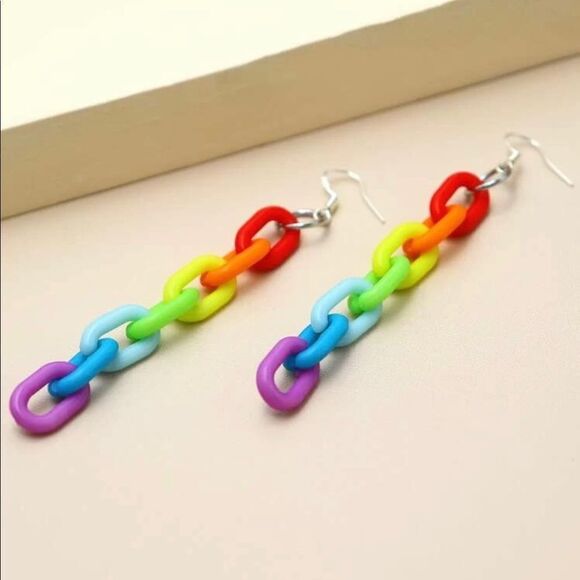Multicolored Chain Link Earrings - Picture 1 of 3